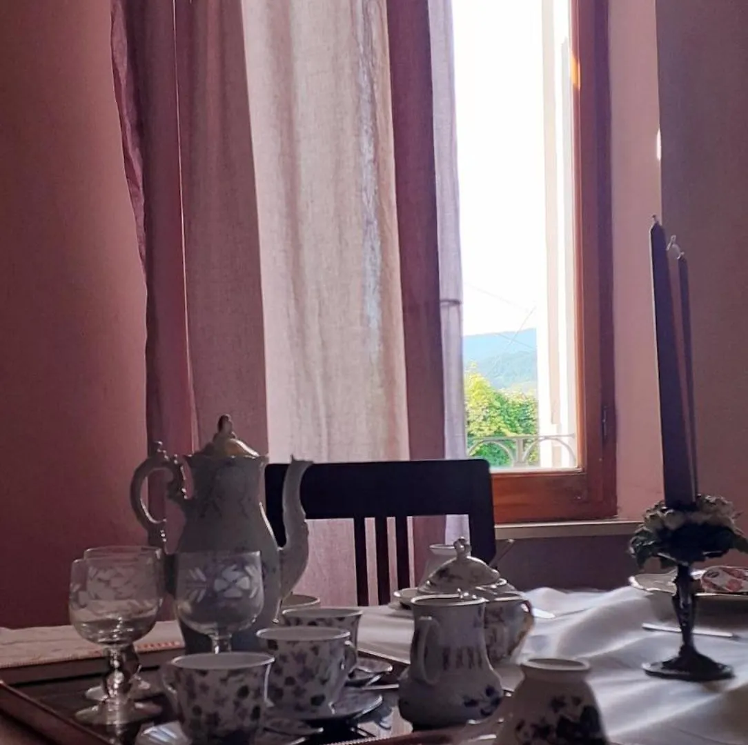 Agriturismo Casa Delle Viole Fornovo di Taro Farmház