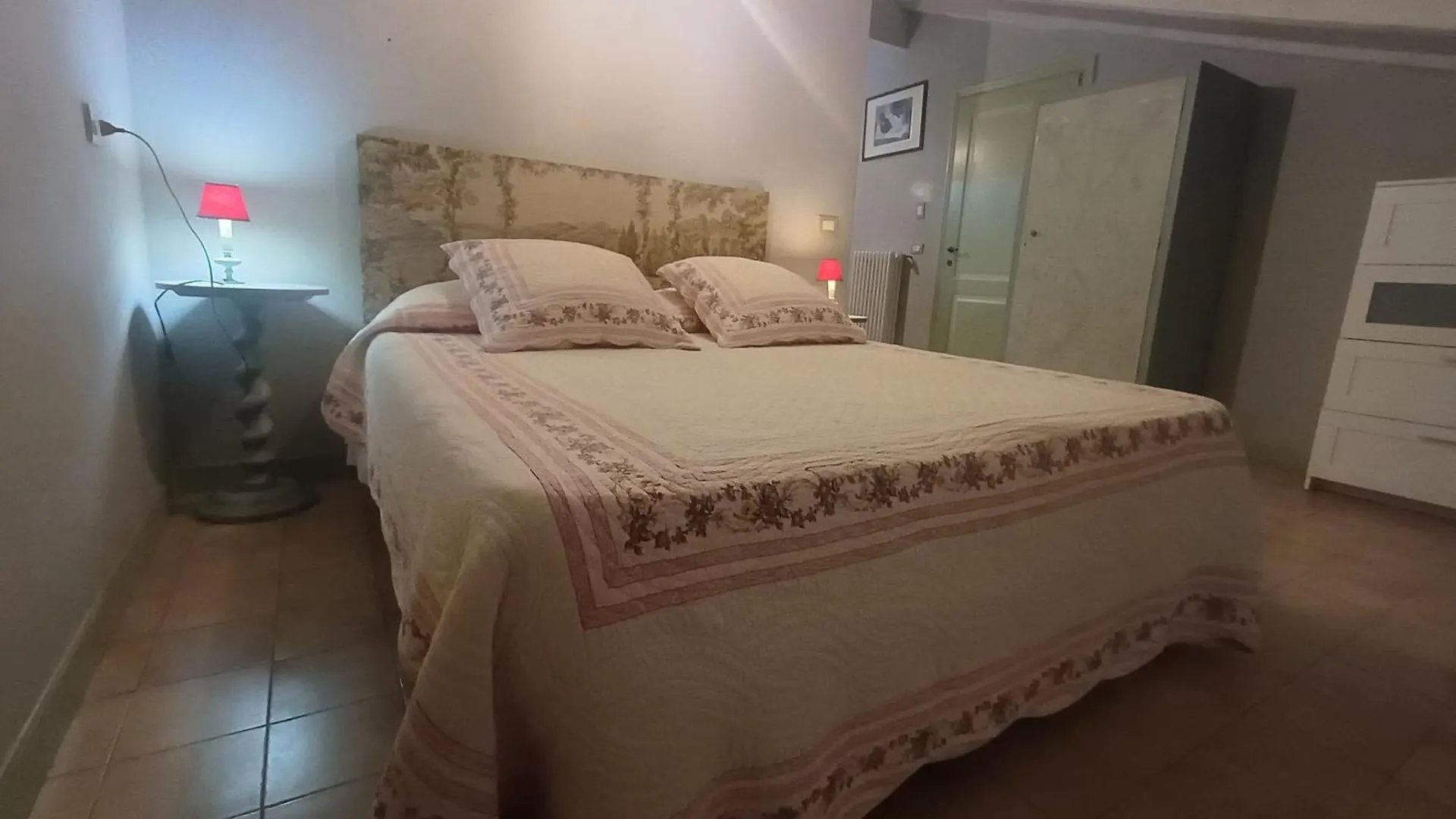 Farm stay Agriturismo Casa Delle Viole Fornovo di Taro