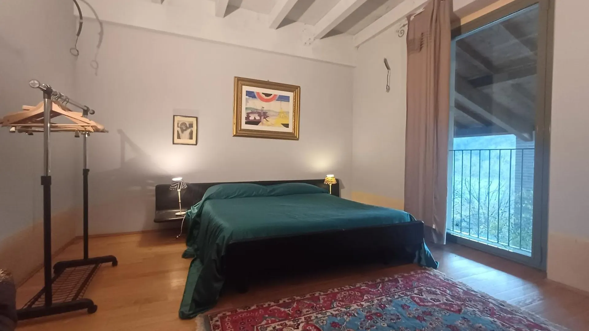 Farm stay Agriturismo Casa Delle Viole Fornovo di Taro